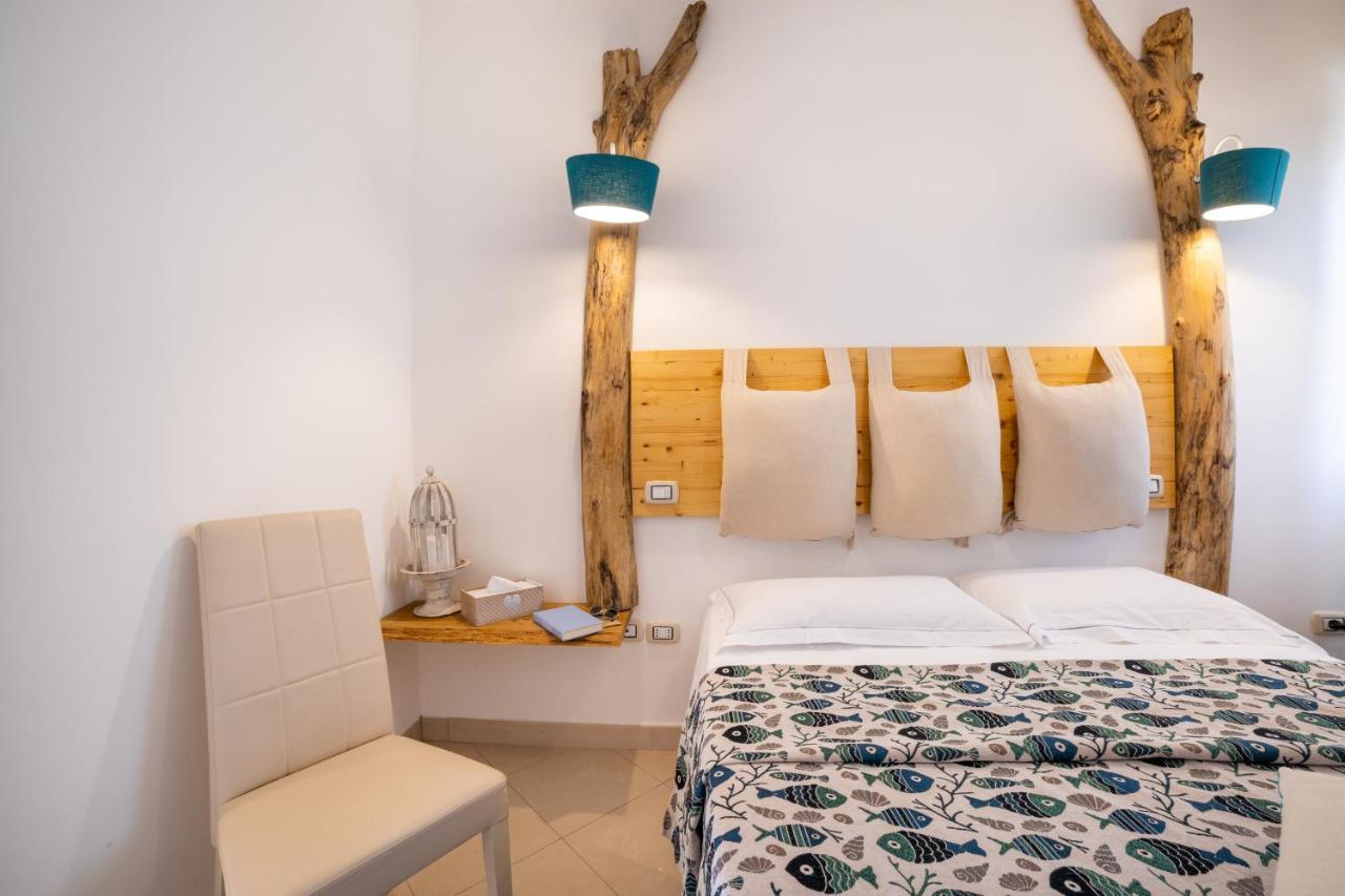 Love & Fama Hotel Sabaudia Eksteriør bilde